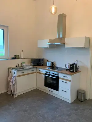 Küche/Küchenzeile in der Unterkunft Moderne Maisonettewohnung/2 Zimmer/Küche/Bad #2