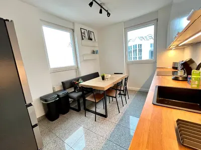 Küche/Küchenzeile in der Unterkunft LTA Apartment München Süd No2 Relax & Chill