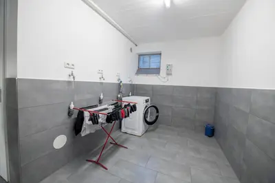 Das Fitnesscenter und/oder die Fitnesseinrichtungen in der Unterkunft W&P Living Wohnung mit Balkon Parkplatz