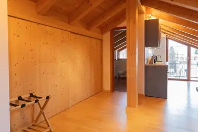 Küche/Küchenzeile in der Unterkunft ღLiboria I Ferienhaus Riegsee-Hagen Helles Domizil für Gruppen
