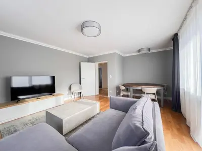 TV/Unterhaltungsangebot in der Unterkunft Holiday rental I Eschenlohe, Spacious Group Apartment, Mountain View