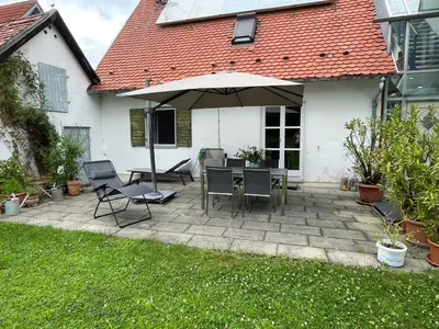 Ein Garten an der Unterkunft Ferienwohnung Maslanka EG