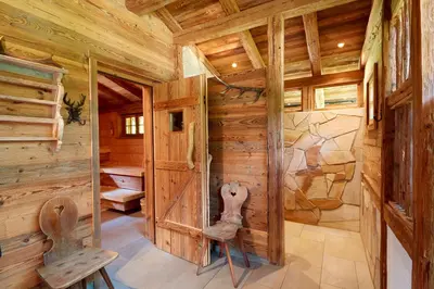 Ein Sitzbereich in der Unterkunft Ferienwohnungen Kurhotel Eichinger
