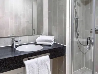 Ein Badezimmer in der Unterkunft B&B Hotel München-Garching