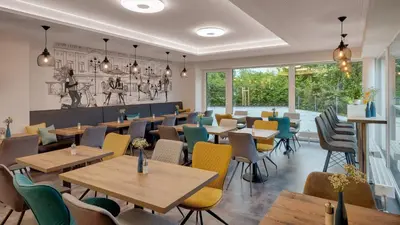 Ein Sitzbereich in der Unterkunft Amper Art Boardinghouse